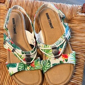 Minnetonka Floral Sandals - Green and White